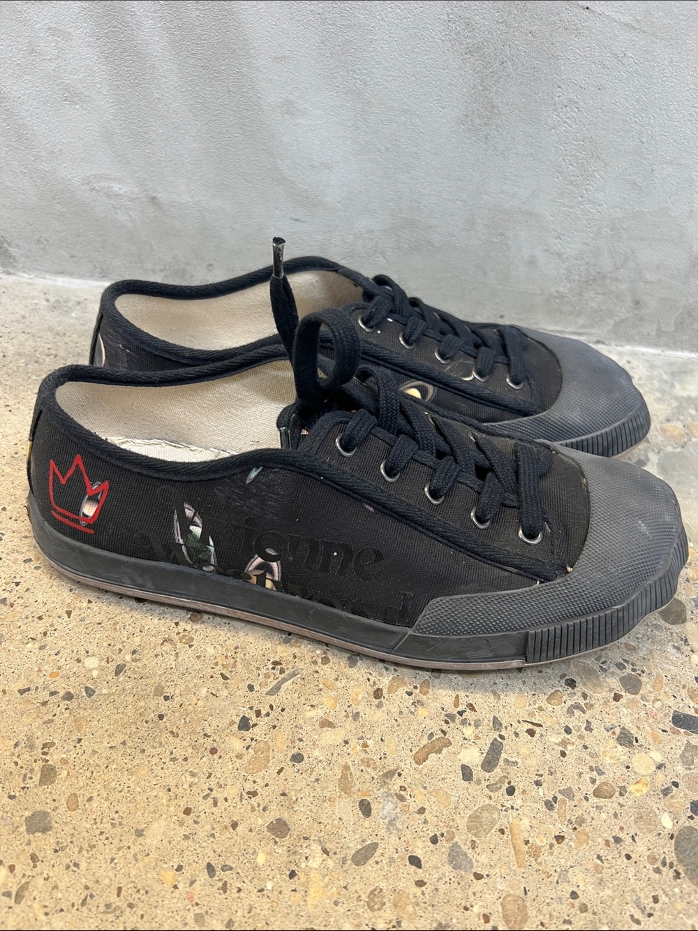 Vivienne Westwood Black Low-Top Canvas Sneakers with Subtle Graphic